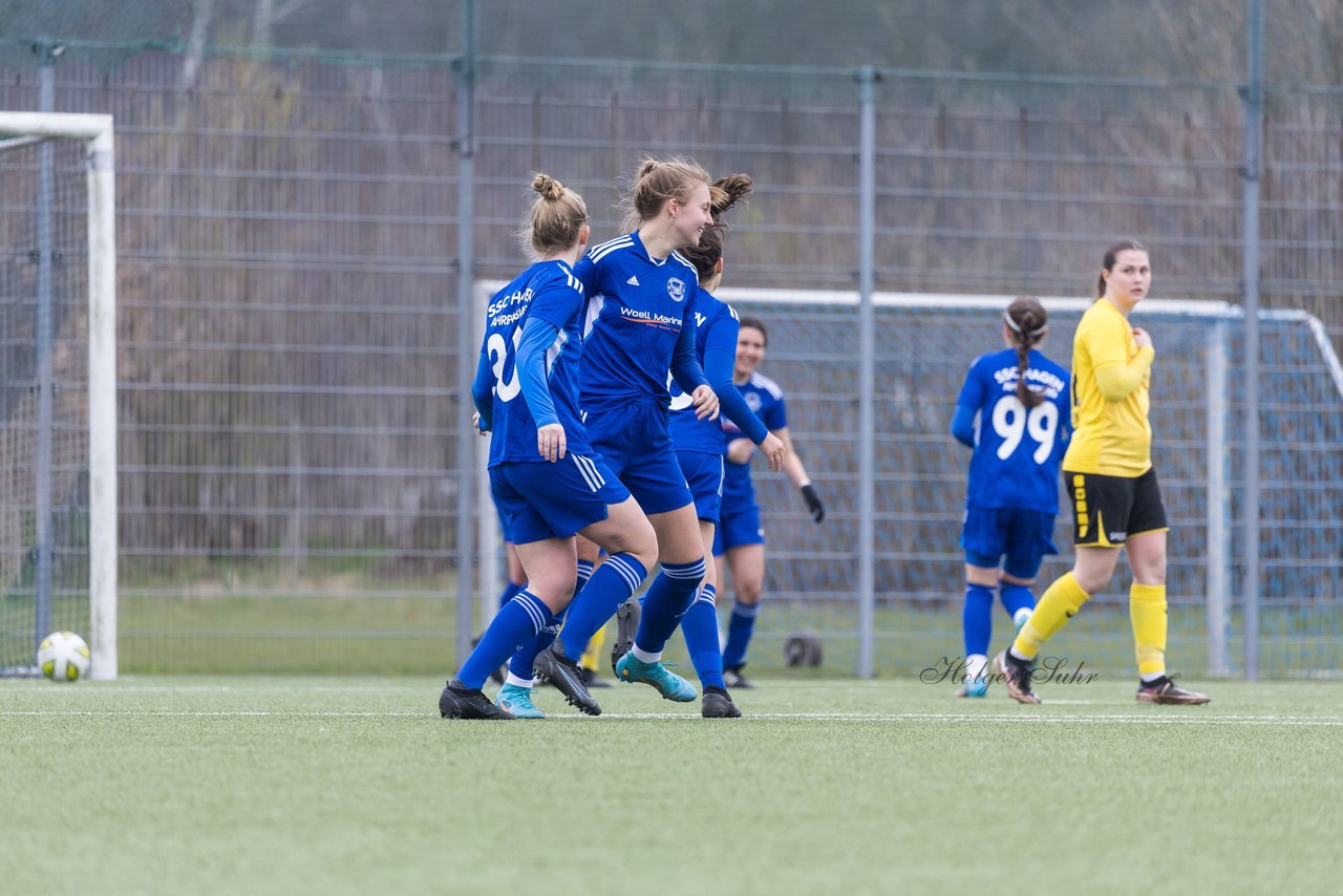 Bild 300 - F SSC Hagen Ahrensburg - SV Frisia Risum-Lindholm : Ergebnis: 1:2